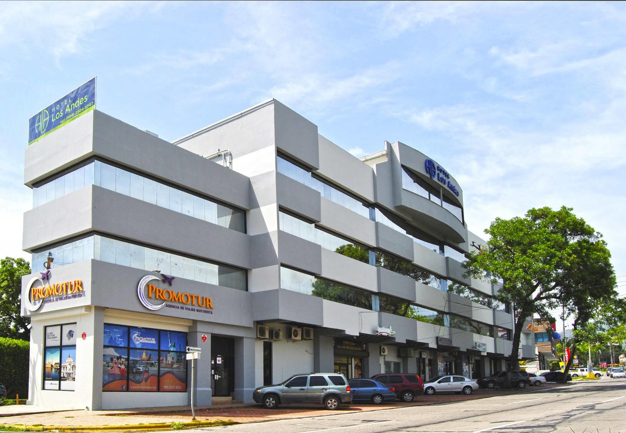 Hotel Los Andes 圣佩德罗苏拉 外观 照片